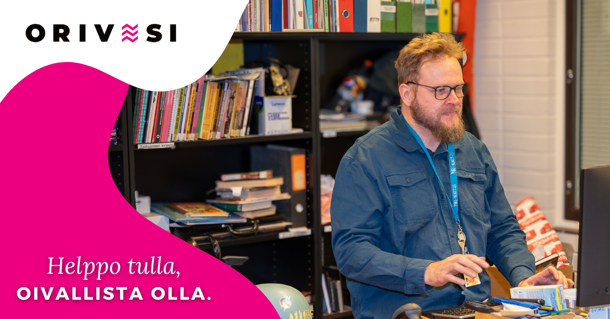 Kirjaston työntekijä.